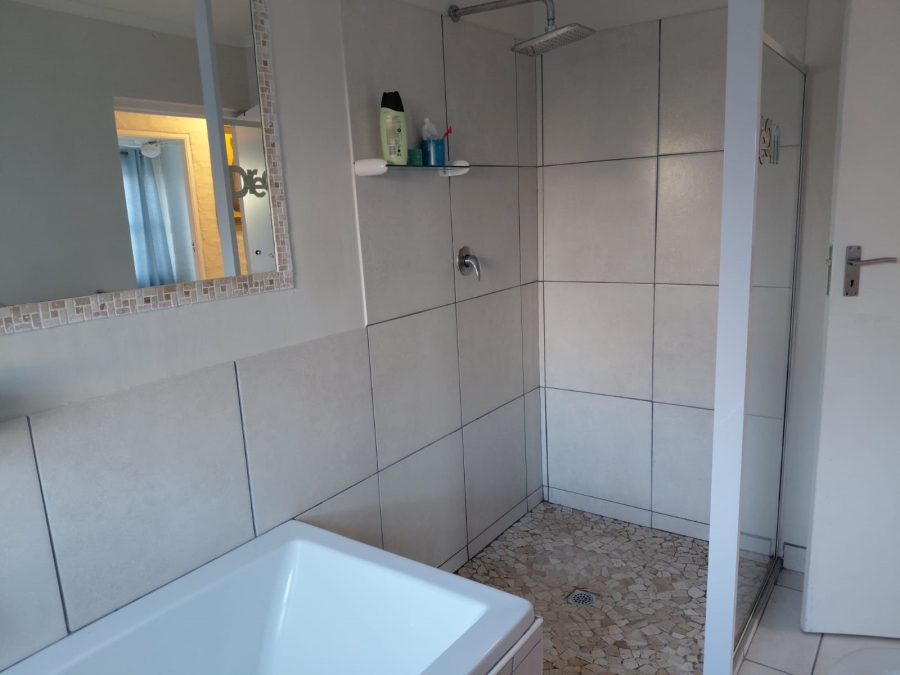 3 Bedroom Property for Sale in West Bank Eastern Cape